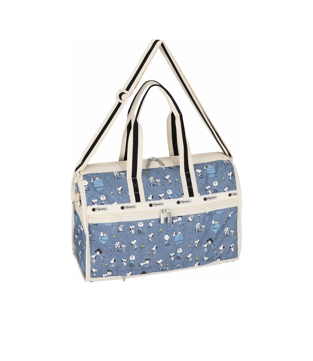 LeSportsac x Peanuts Deluxe Medium Weekender Peanuts Happy Pals