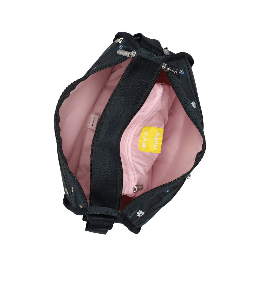 LeSportsac x Miffy Deluxe Everyday Bag Miffy Orchard Green